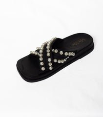 MYMY! PEARL ACCENT SANDAL (BLACK)