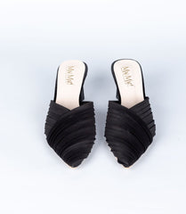 Cross Over Heels- black
