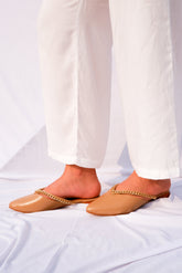 NUDE CHAIN MULES (60% OFF)