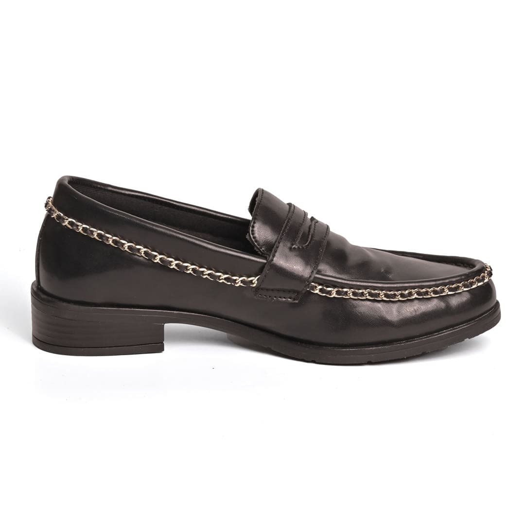 BLACK CHAIN LOAFER