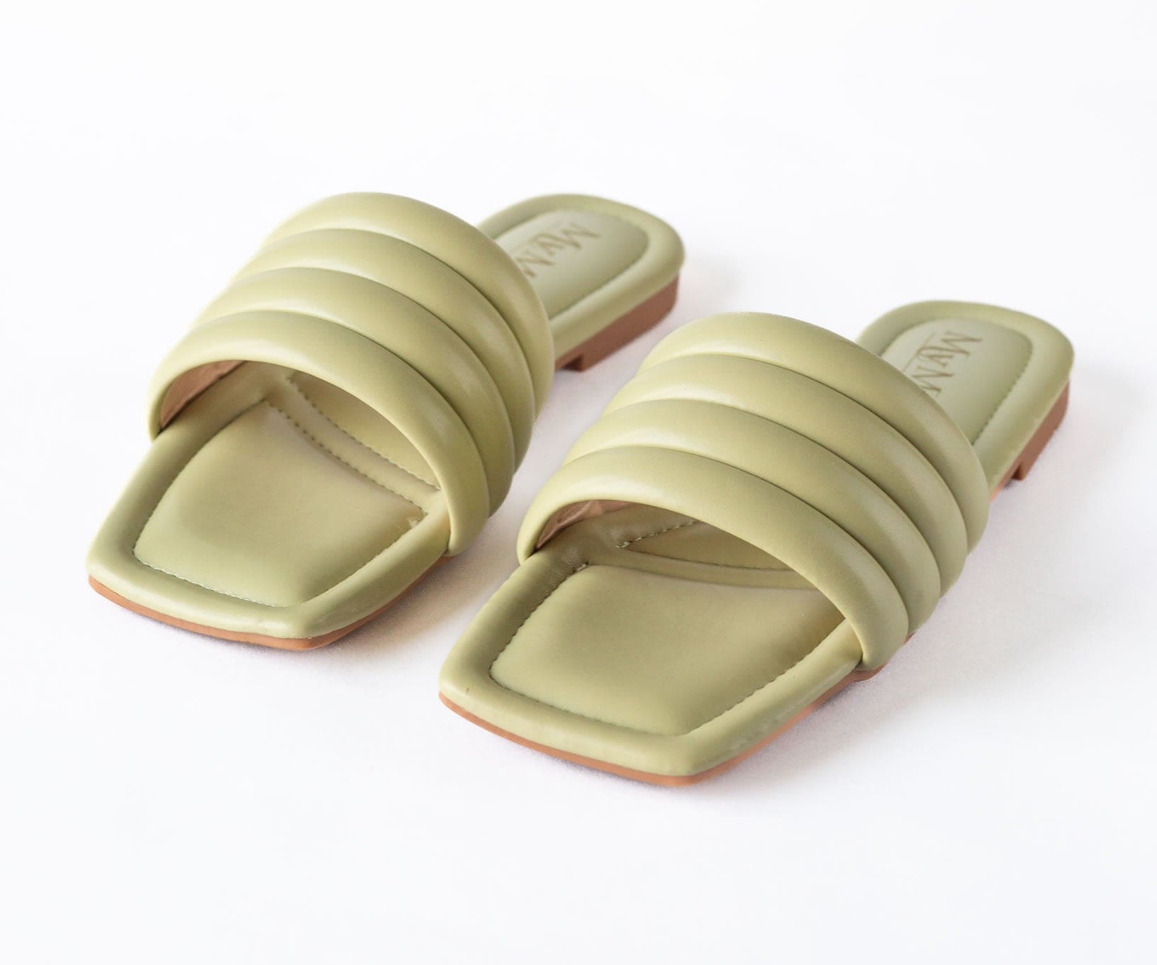 Breezy Flats (Light Green)