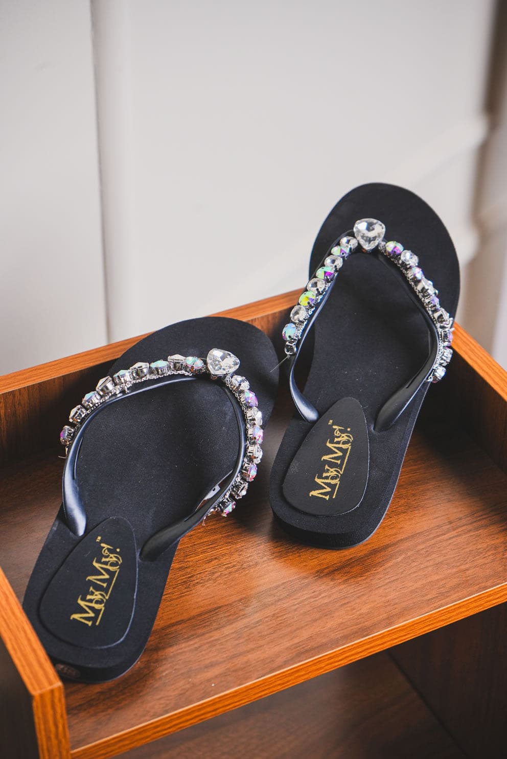 CLASSIC CHARM-BLACK (51% OFF)