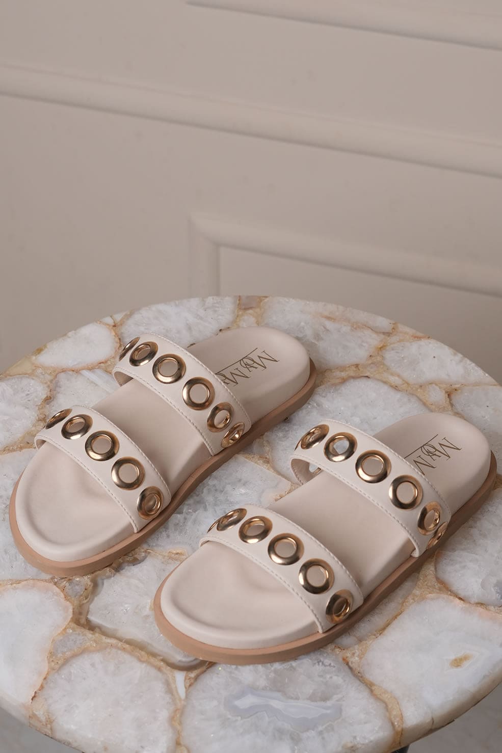 CLASSIC STEPS IN CREAM (30% OFF)