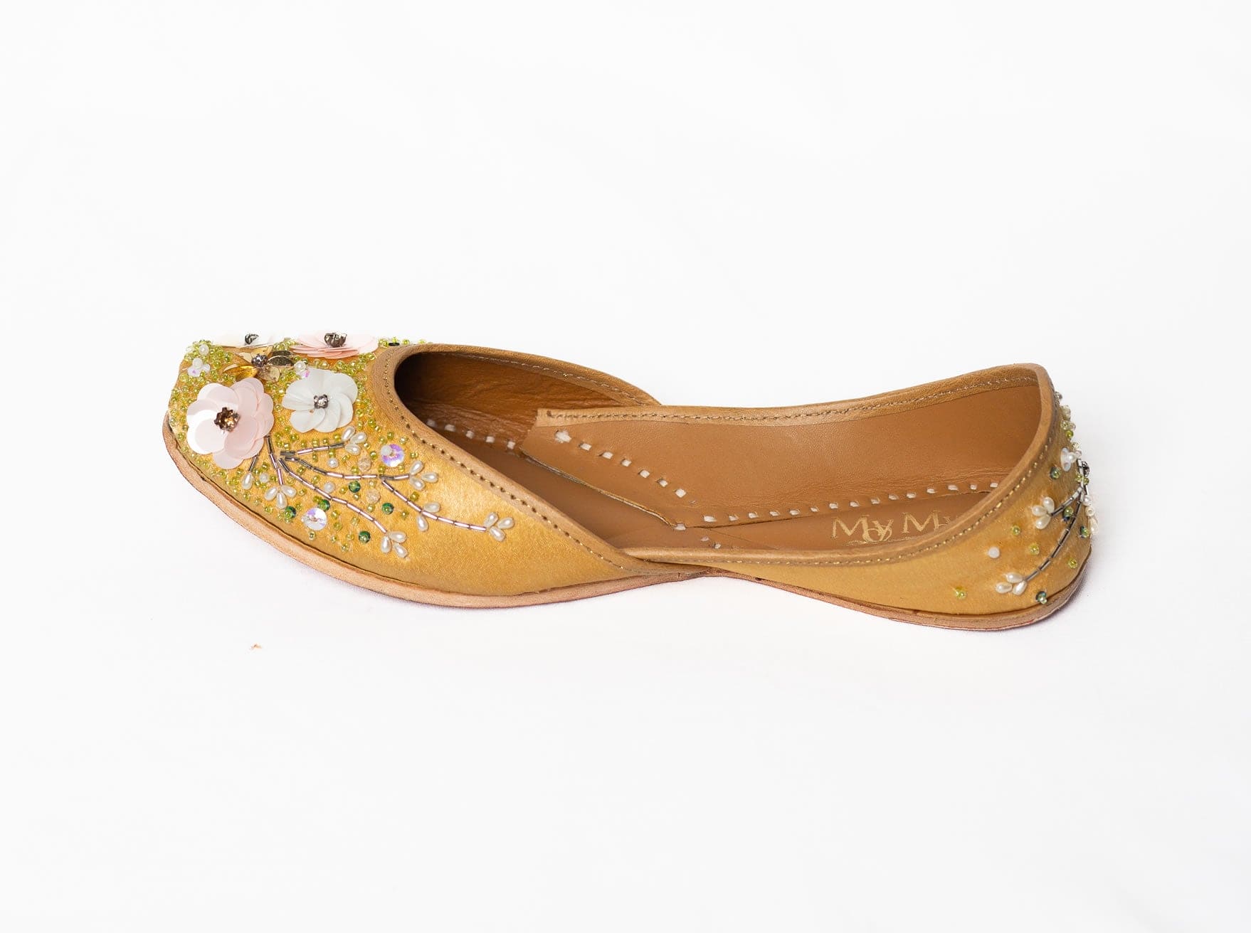 Exquisite Elegance (37% OFF)