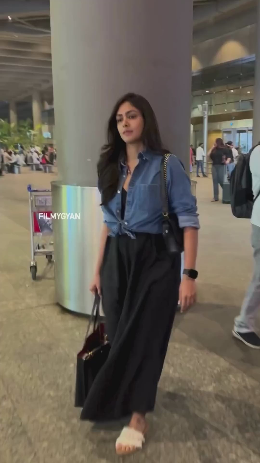 Bora Bora  Slides (37% OFF)