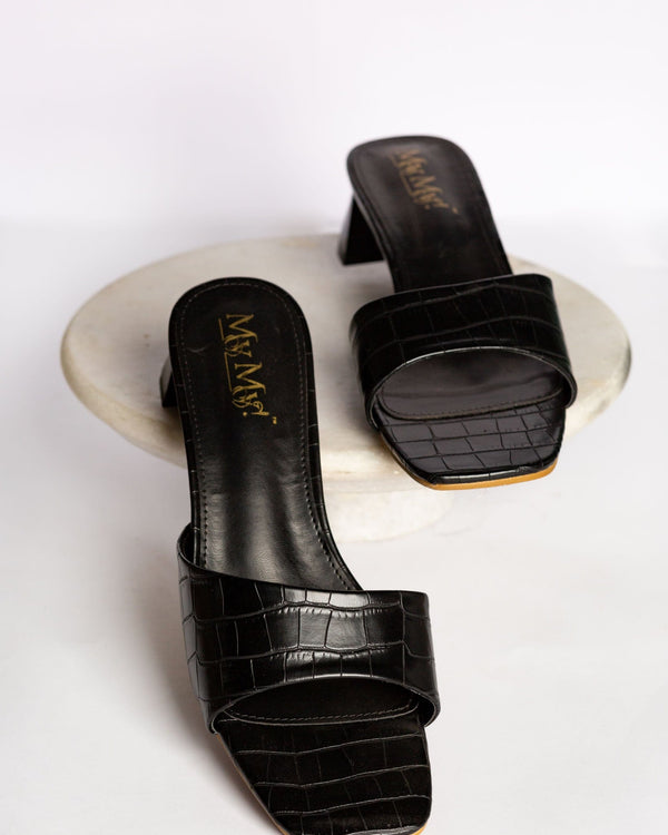 Croco black slides
