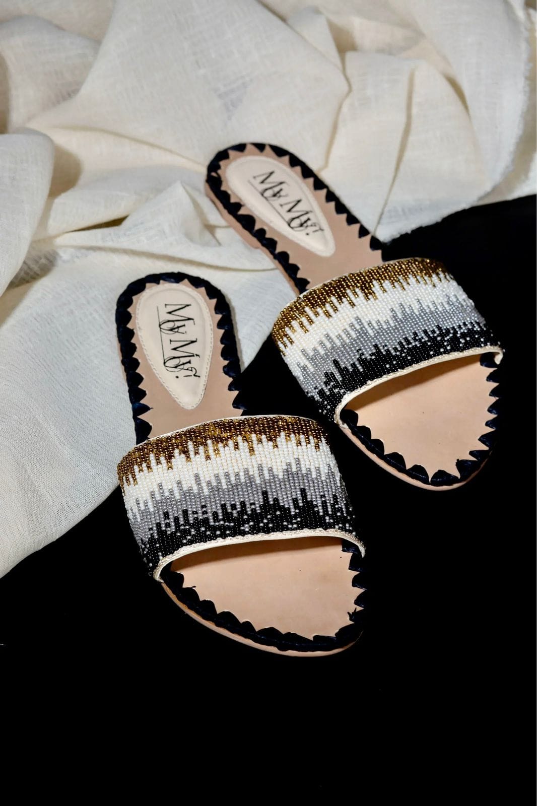The black beaded Mules (50% OFF)
